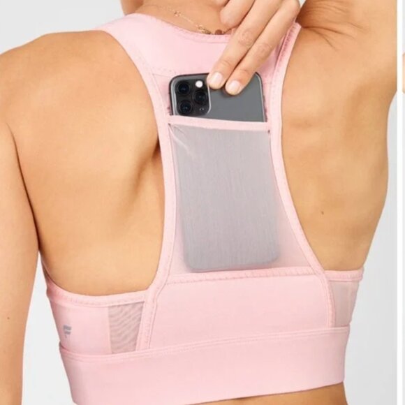 Fabletics On The Go sports bra with back pocket medium impact baby pink - Picture 7 of 10